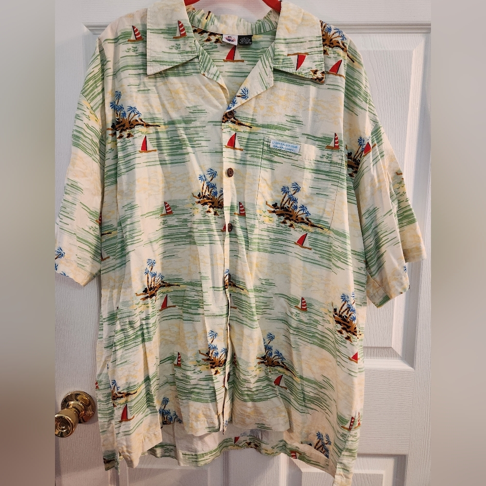 Bubba Gump, Men's Casual Button Down Shirt - Cream and Green